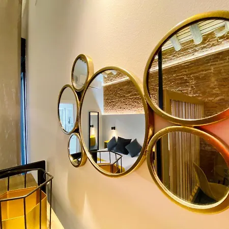 Central Suites Apartment Caces